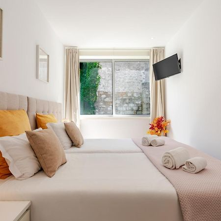 Esm Rental - Santa Catarina Cozy Apartment Porto Ngoại thất bức ảnh