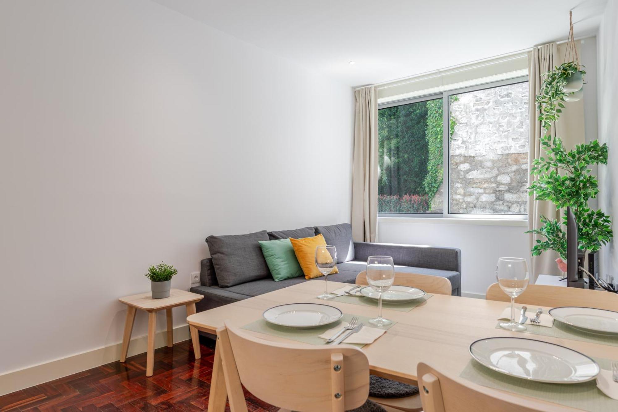 Esm Rental - Santa Catarina Cozy Apartment Porto Ngoại thất bức ảnh