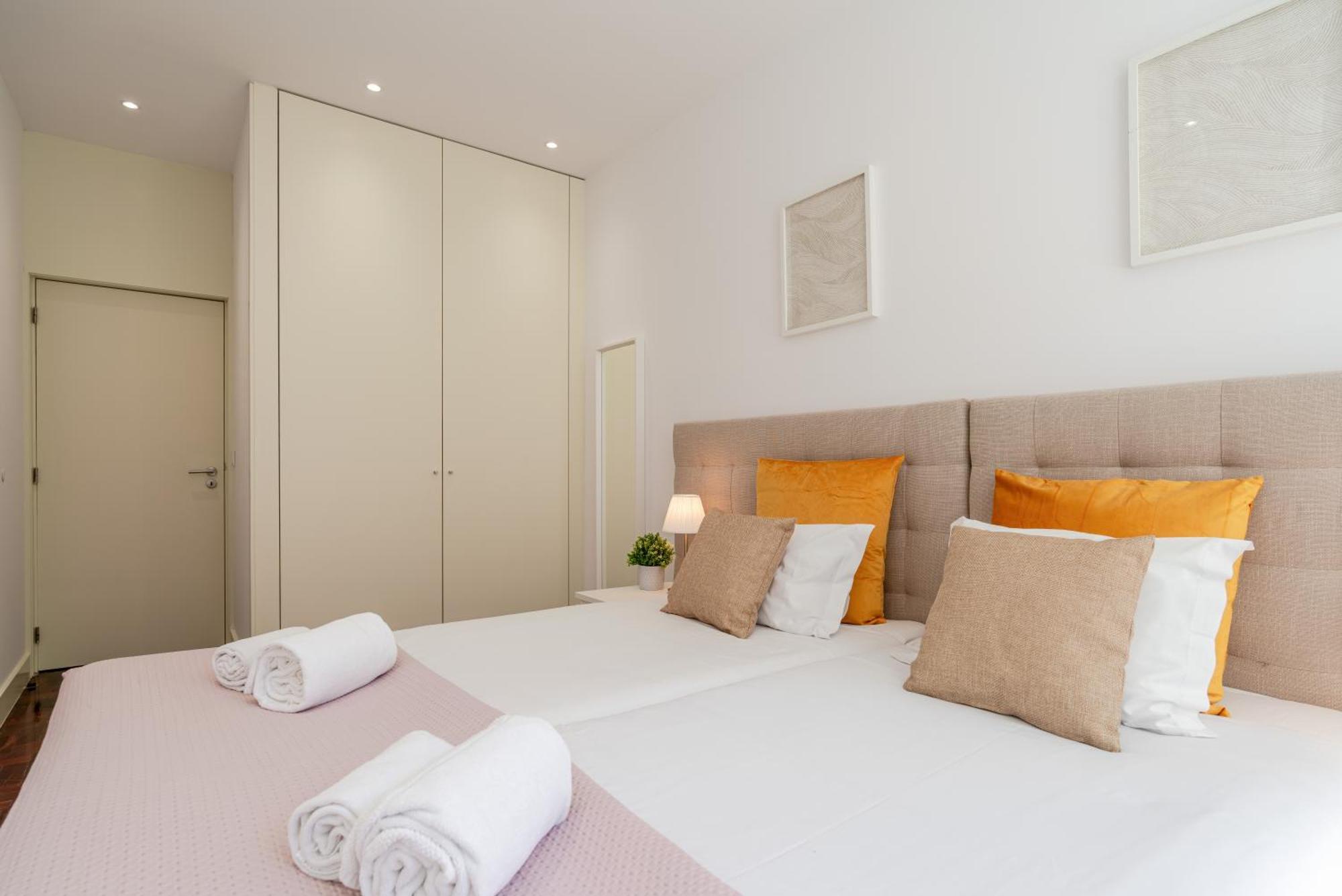Esm Rental - Santa Catarina Cozy Apartment Porto Ngoại thất bức ảnh