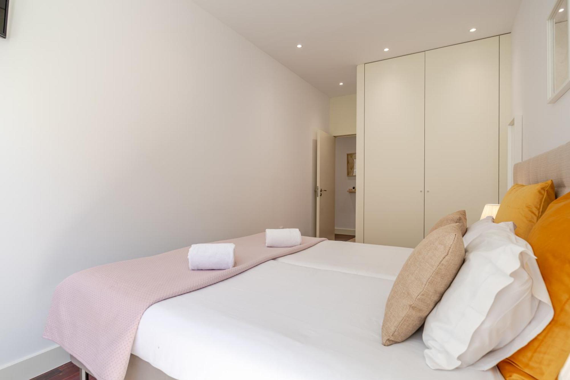 Esm Rental - Santa Catarina Cozy Apartment Porto Ngoại thất bức ảnh